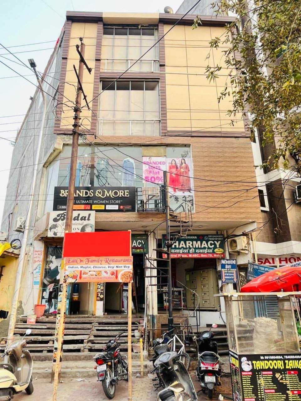 Hotel O Aaradhya Residency Noida Eksteriør billede