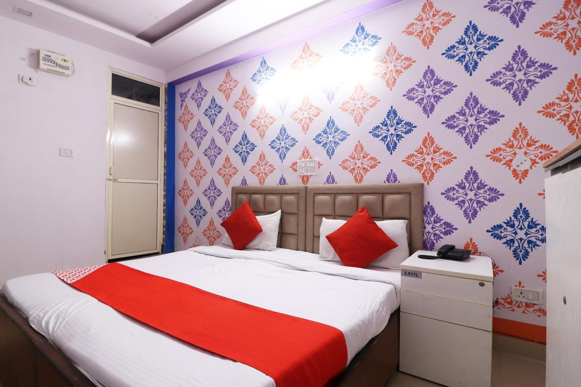 Hotel O Aaradhya Residency Noida Eksteriør billede